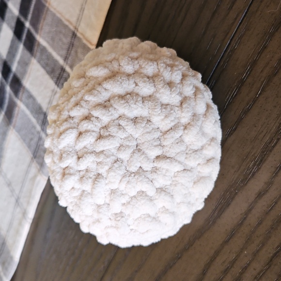 Plush Chicken with Red Comb - Picture 6 of 7